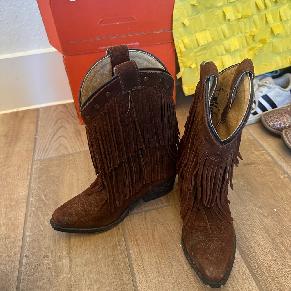 Smokey Mountain Suede Boots with Ruffles - kids